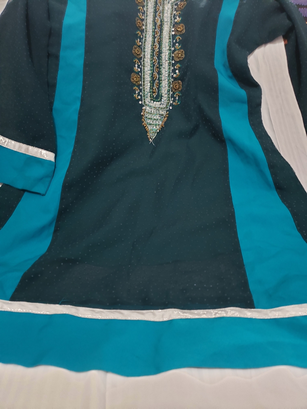 Kids Girls South Asian Teal Green Embroidered Kurti Tunic & Pants Set 2-Piece - Picture 3 of 5